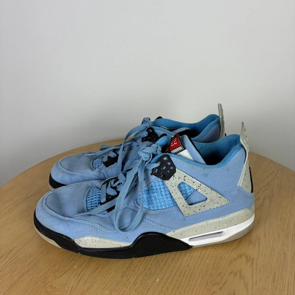 Air Jordan 4 Retro Sneakers UNC University Blue‎ Men's 11 Basketball CT8527-400